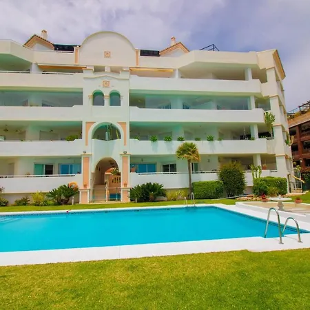New - Luxury 1st Line Beach Puerto Banus Apartment *
