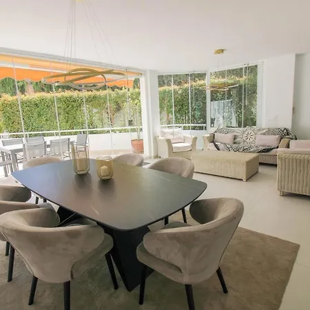 Apartment New - Luxury 1st Line Beach Puerto Banus Marbella