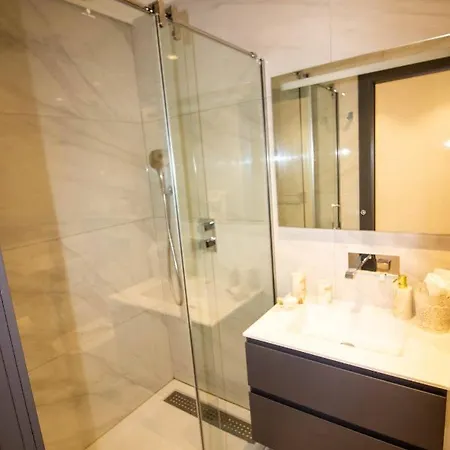 New - Luxury 1st Line Beach Puerto Banus Apartment