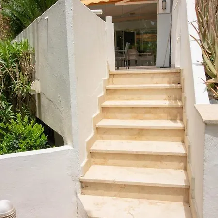 Apartment New - Luxury 1st Line Beach Puerto Banus *