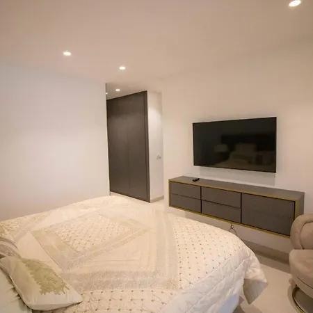 New - Luxury 1st Line Beach Puerto Banus Apartment