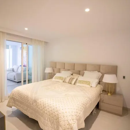 New - Luxury 1st Line Beach Puerto Banus